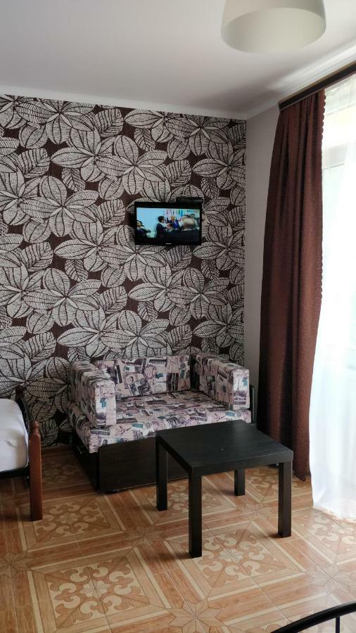 Tikhaya Gavan Guest House 加格拉 外观 照片