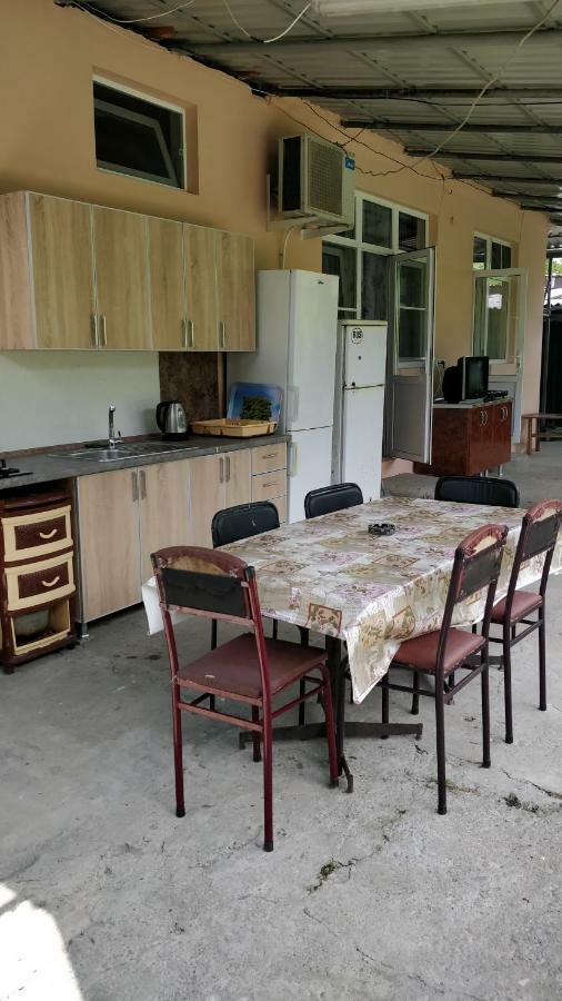 Tikhaya Gavan Guest House 加格拉 外观 照片